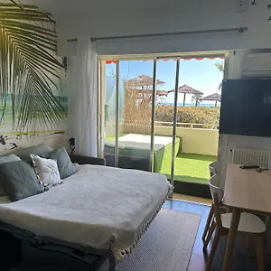  Apartment Studio Front De Mer A 10Metres De La Plage